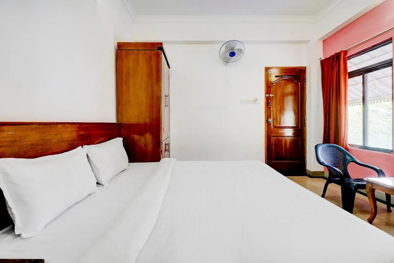 Hotel Oyo 86052 Royal Cottage Munnar